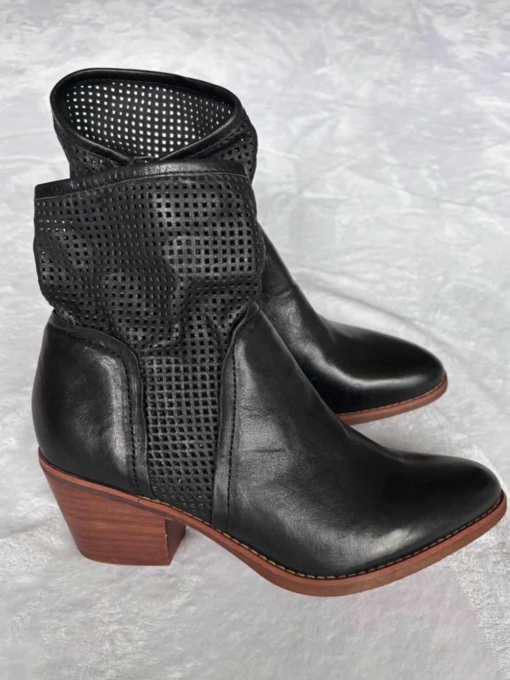 SÖFFT Abeena Black Perforated Leather Bootie--NEW--8